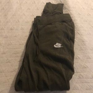 Olive green women’s Nike joggers size medium